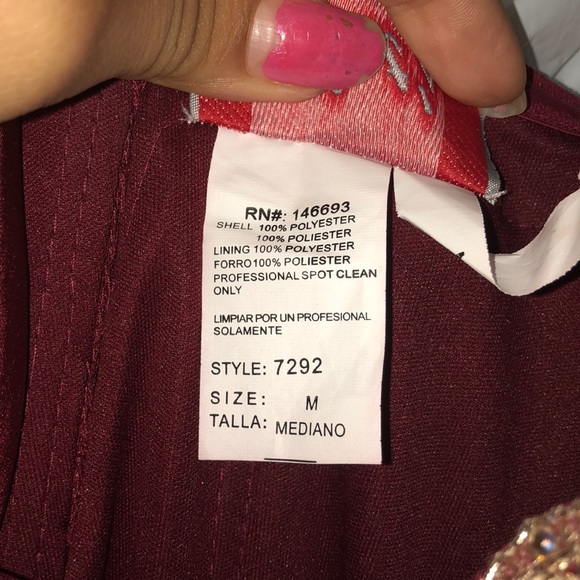 Elegant burgundy strapless prom dress. - Picture 6 of 8